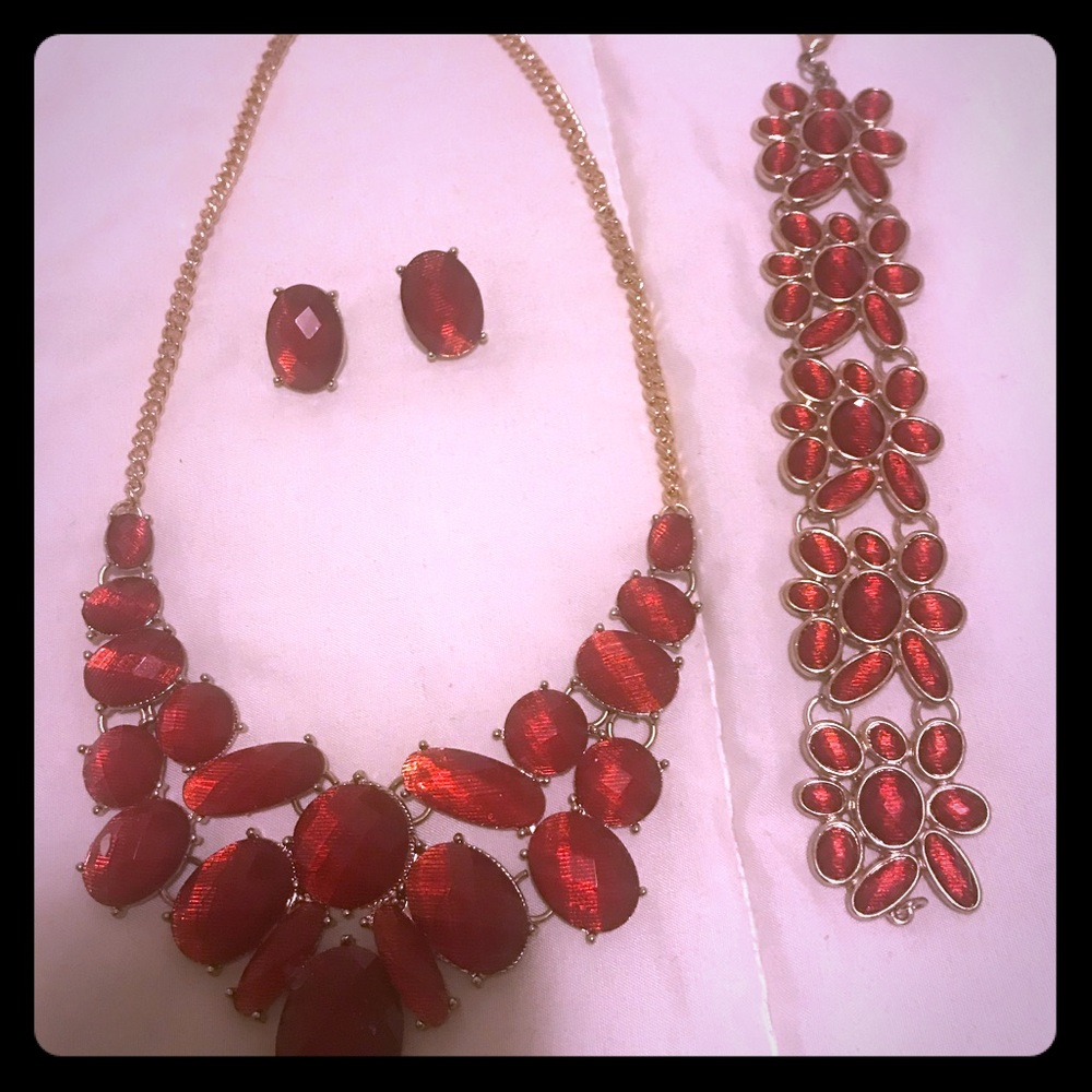juego  collar aretes brasalete ROJO
